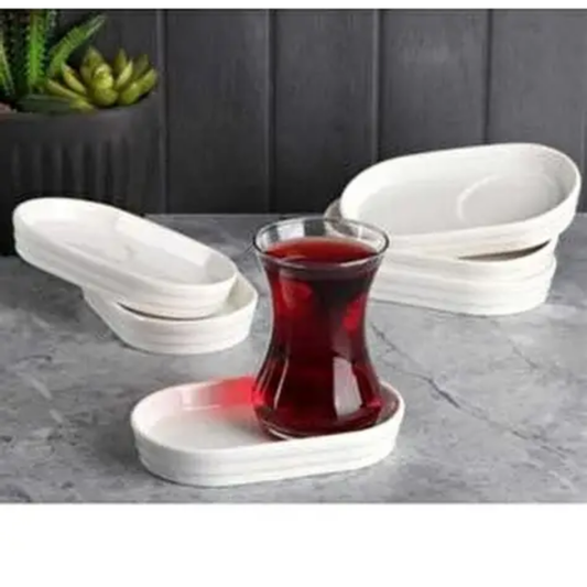 Theeglazenset – 6 Turkse Theeglazen (125cc) + 6 Porseleinen Ovale Onderzetters (12x7 cm)