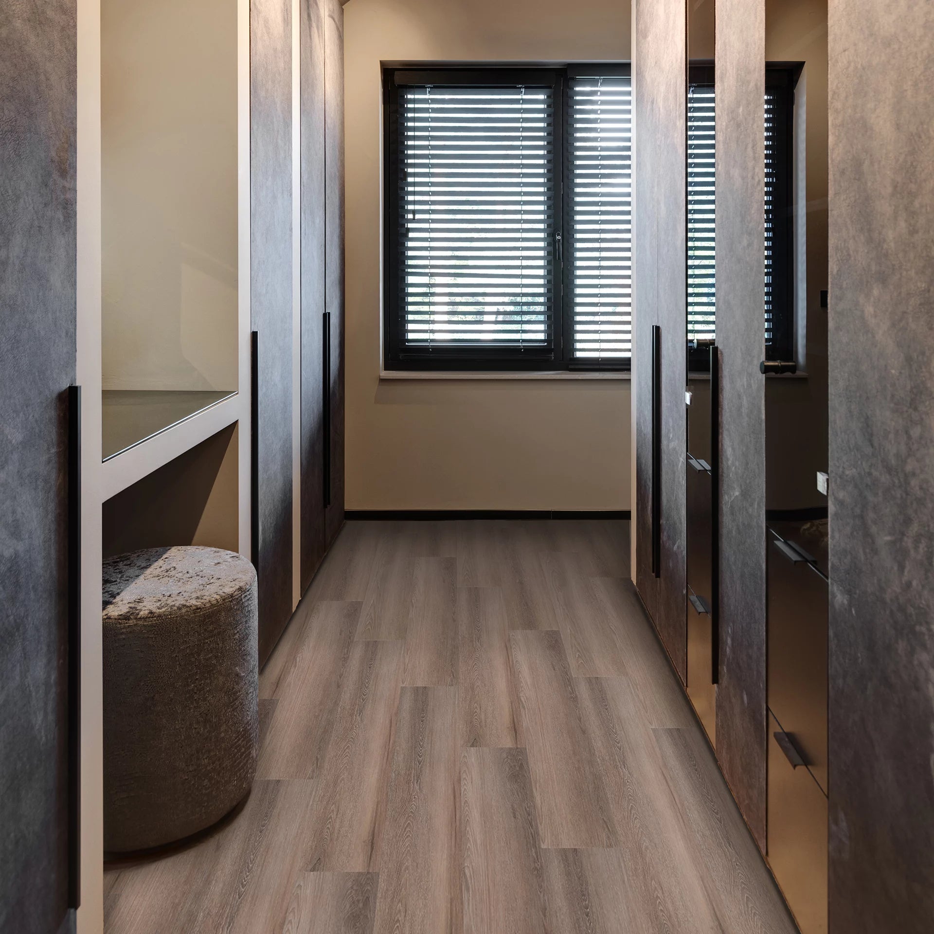The Art of Living Select Brown Plank Dryback